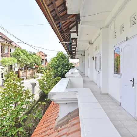 RedDoorz @ Jalan Gatot Subroto Denpasar