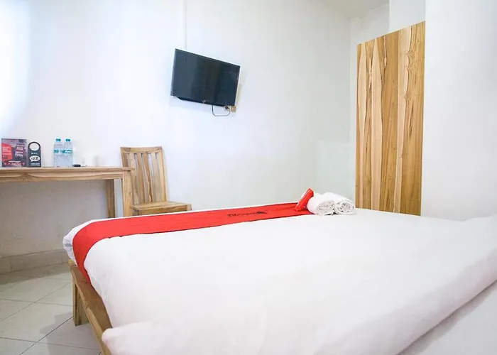 Reddoorz @ Jalan Gatot Subroto Pensión