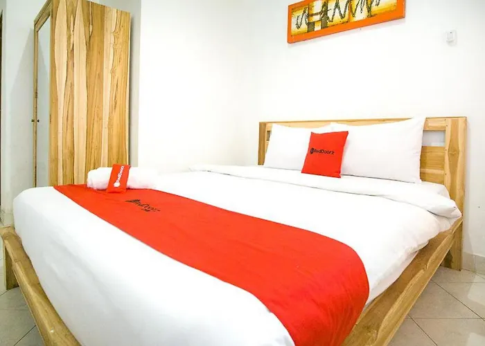Reddoorz @ Jalan Gatot Subroto Pensión