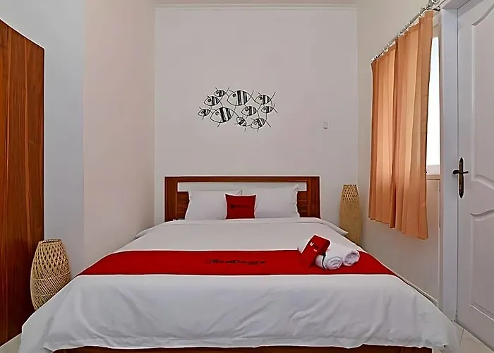 Reddoorz @ Jalan Gatot Subroto Pensión 2*