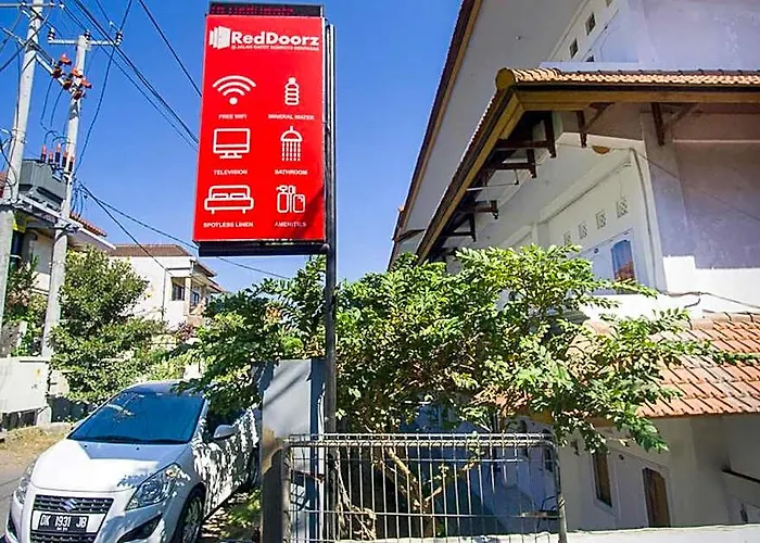 Pensión Reddoorz @ Jalan Gatot Subroto